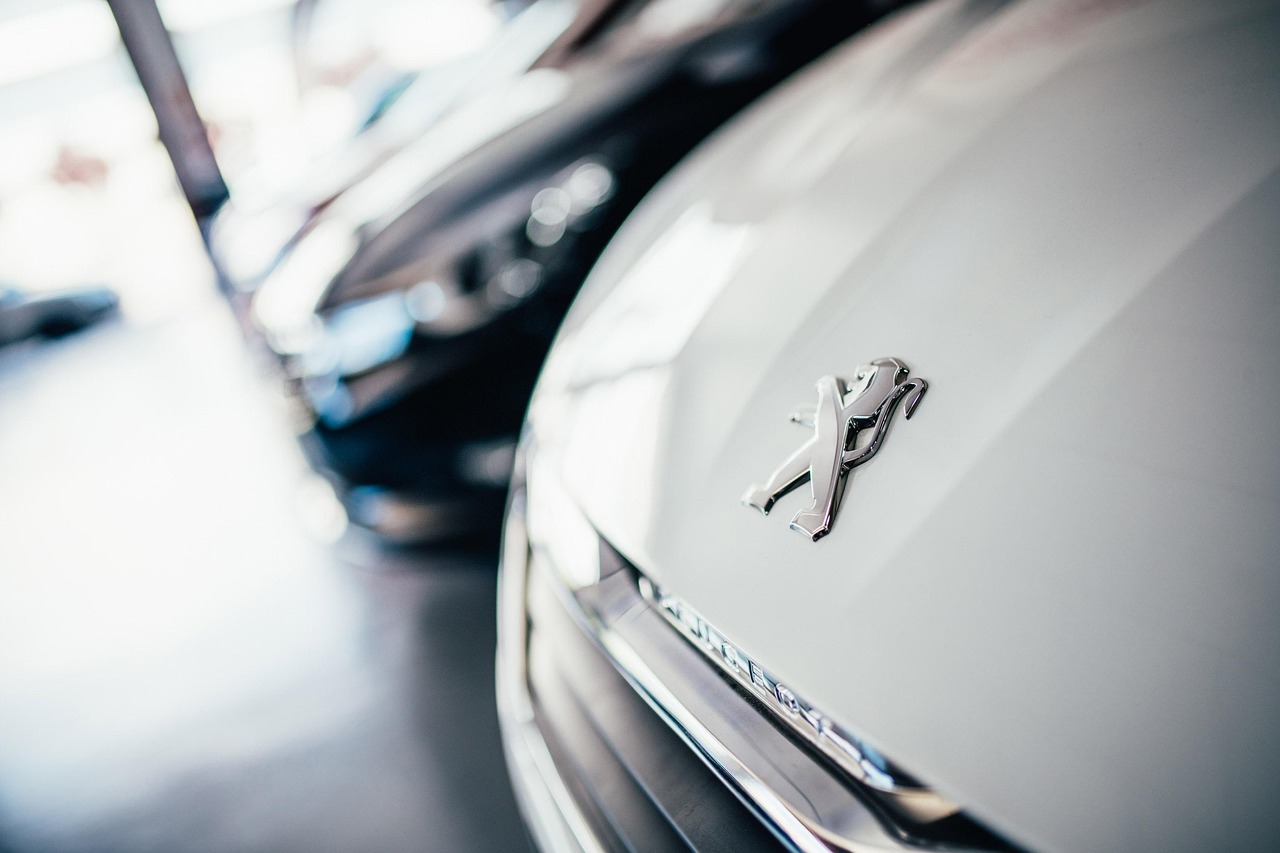 découvrez l'univers peugeot : actualités, modèles de voitures, innovations technologiques et conseils pour choisir votre prochaine peugeot, une marque française emblématique alliant design et performance.