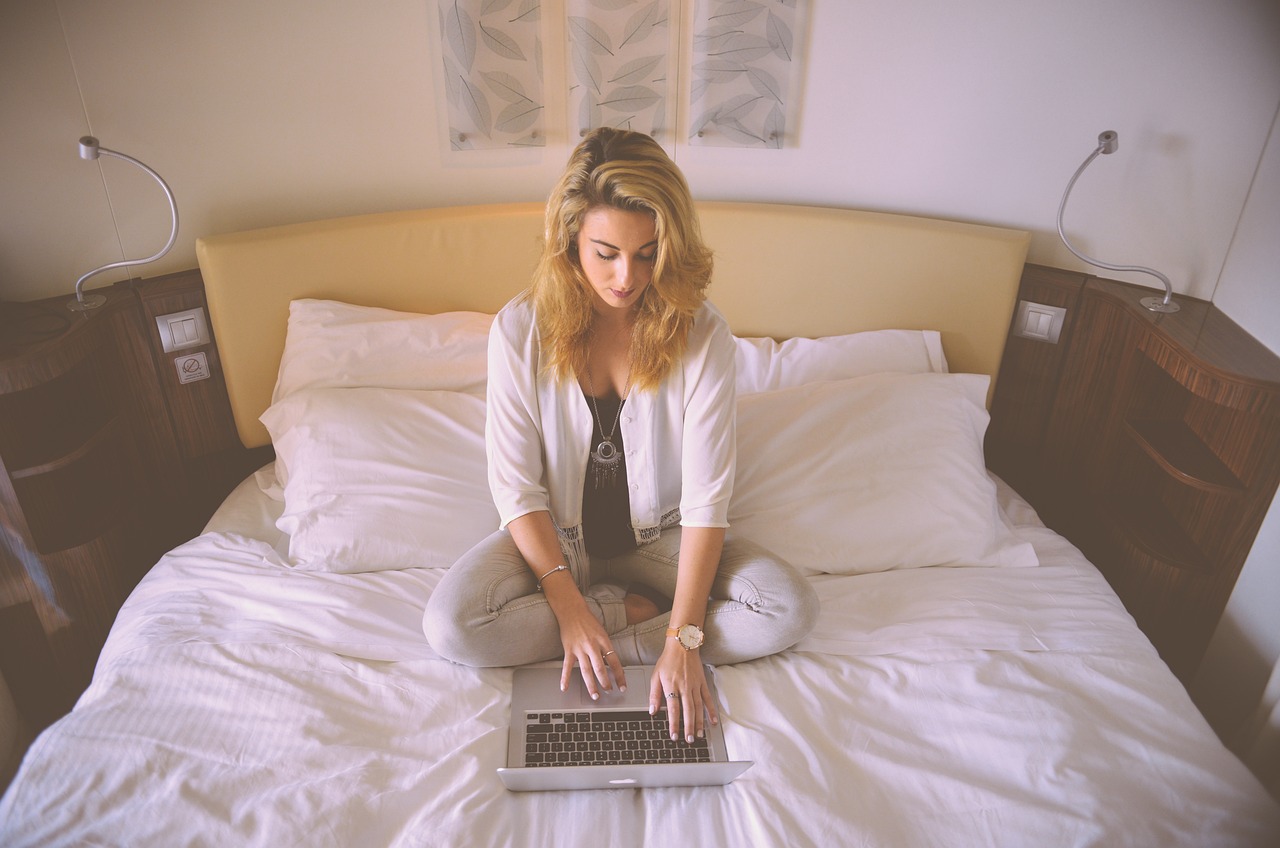 découvrez les avantages du télétravail : flexibilité, productivité accrue et équilibre entre vie professionnelle et personnelle. explorez des conseils pratiques pour optimiser votre expérience de travail à distance.