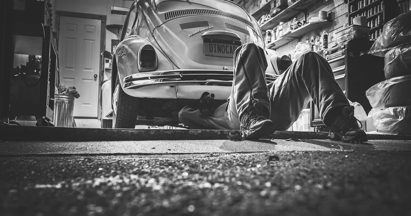 Comment les garages indépendants innovent face aux réseaux officiels