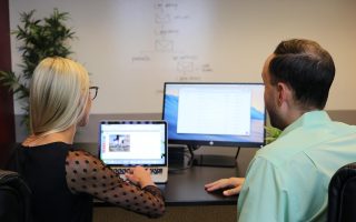 découvrez comment évaluer les besoins de vos clients pour optimiser vos offres et améliorer leur satisfaction. apprenez les meilleures pratiques pour une analyse approfondie et efficace.