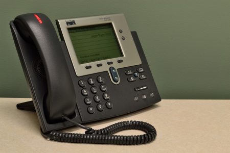 découvrez les avantages du télémarketing pour booster votre activité. apprenez à atteindre efficacement vos clients potentiels grâce à des techniques de vente par téléphone ciblées et personnalisées.