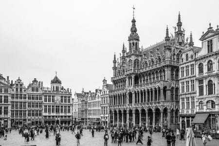 découvrez l'univers fascinant des rois, explorant leur histoire, leurs pouvoirs, et leur influence sur la société. plongez dans des récits épiques et des légendes captivantes autour des souverains qui ont marqué le monde.